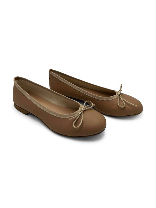 Ballerine Cuoio con Fiocco e Punta Arrotondata
