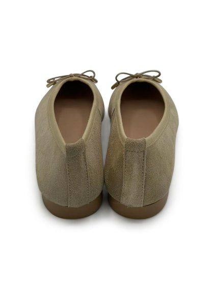Ballerine Oliva a Punta in Camoscio con Laccetti Dorati