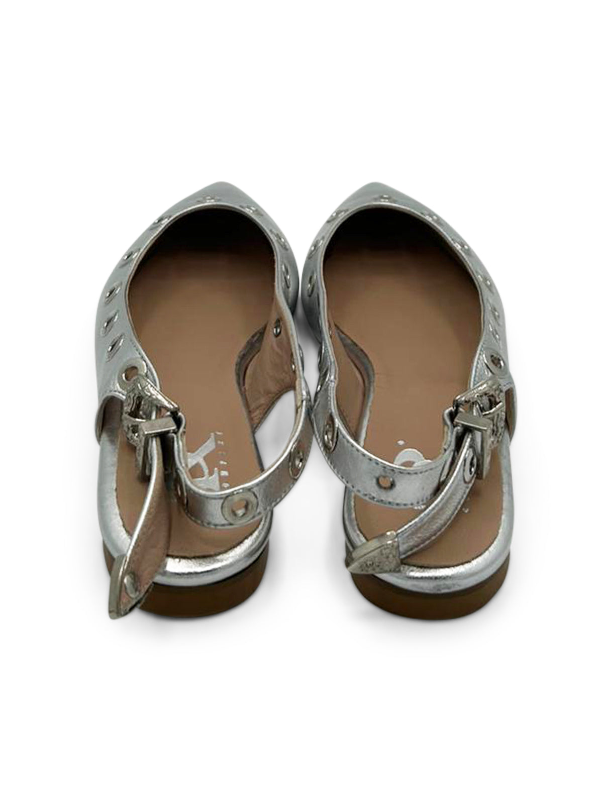Ballerina Slingback Argento con Tacco Basso e Borchie